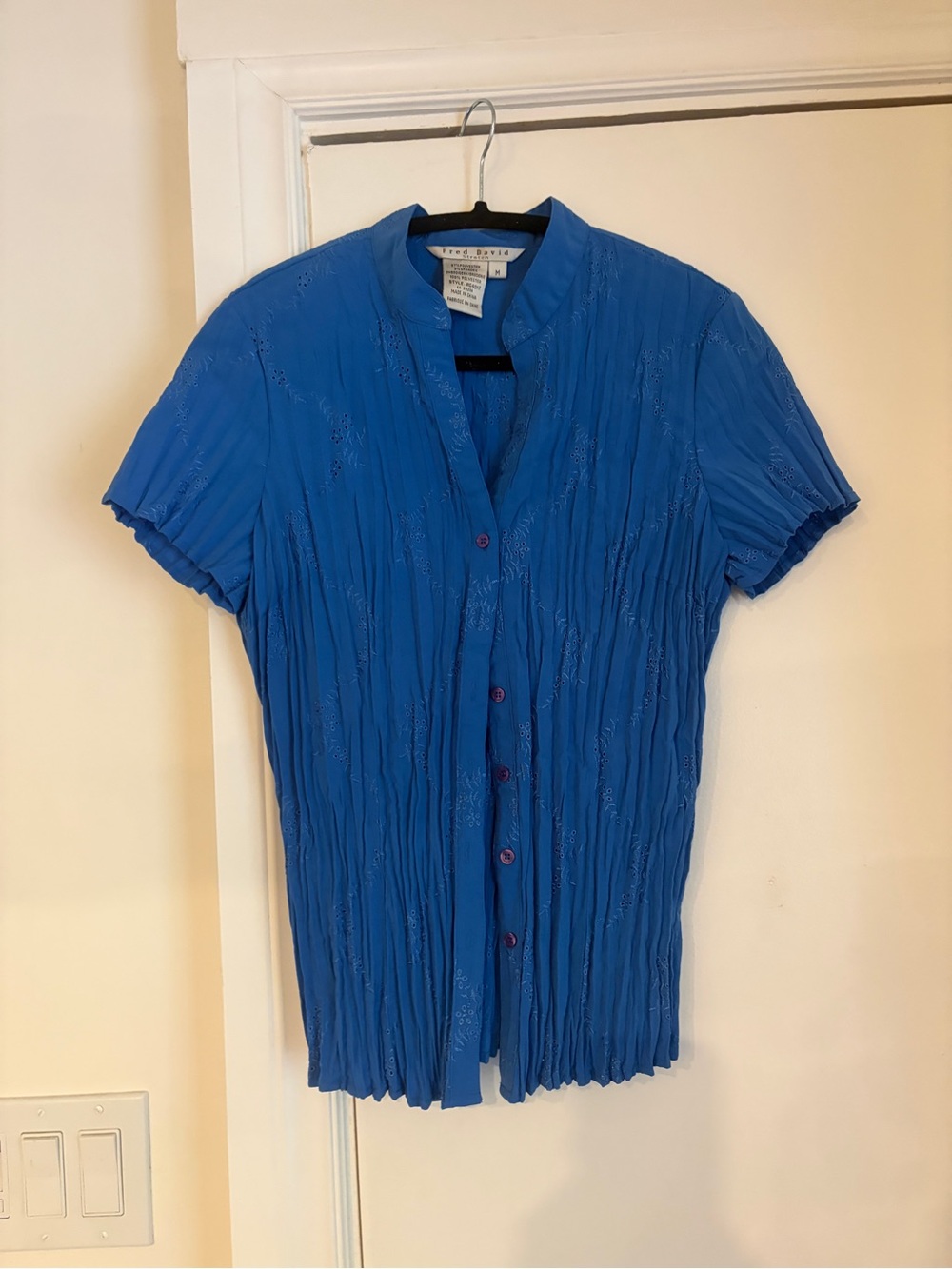 Vintage Blue Crinkled Short Sleeve eyelet Button-Up Blouse